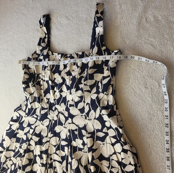 American Living Blue & White Floral Pleated Fit & Flare Women's Size 16 - Picture 4 of 9